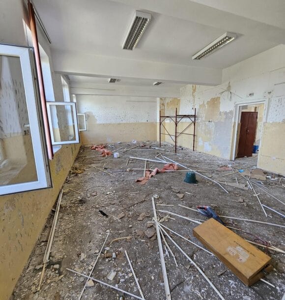 Scoala noua Adunatii Copaceni (8)